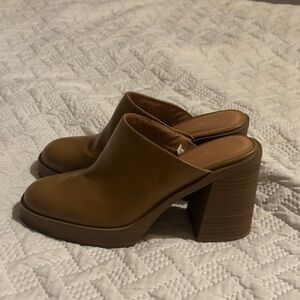 Universal Threads  brown Mules clogs.